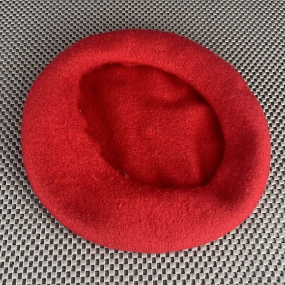 Paris Beret Hat Red Wool Eiffel Tower Embroidered Parisian French City Classic - Picture 2 of 3